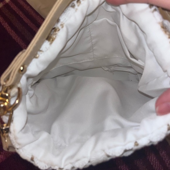 Straw and Lace Crossbody Bag - Picture 5 of 5